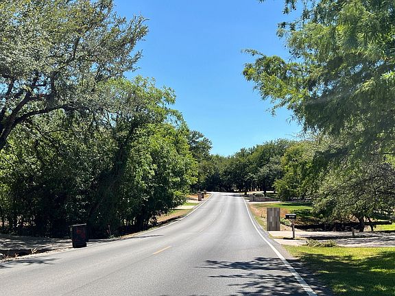 5th image of 6718 Westover Dr