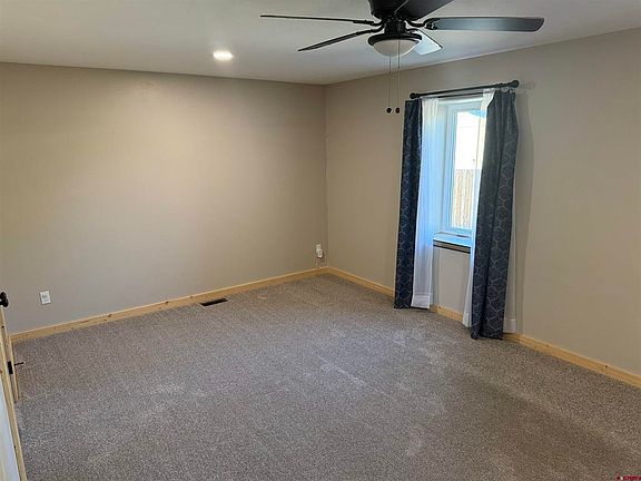 4th image of 823 Hastings Street