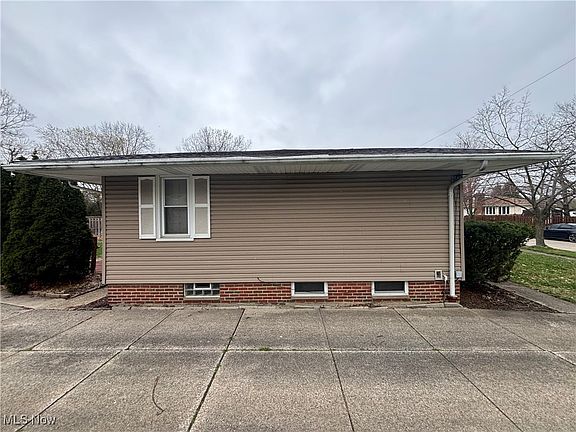 4th image of 6558 Anita Dr