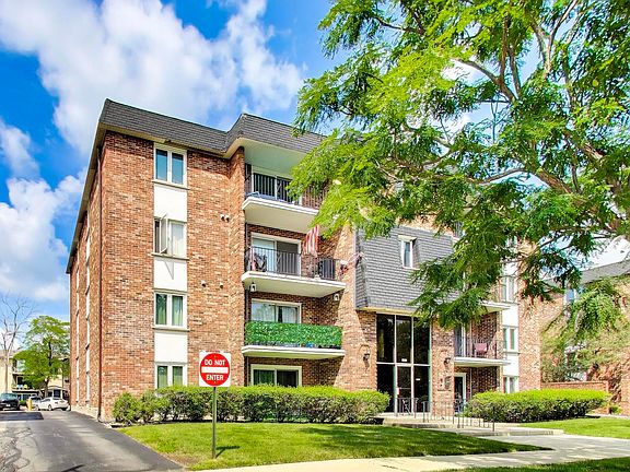 3rd image of 11012 S Kilpatrick Ave Unit 2NE