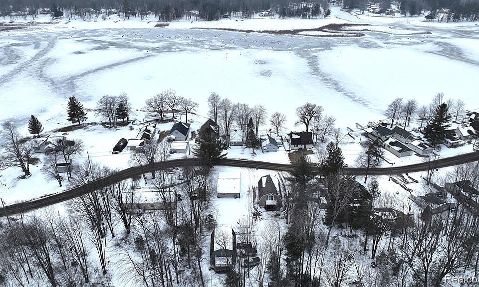 2878 Lakeshore Dr, Gladwin, MI 48624 Zillow
