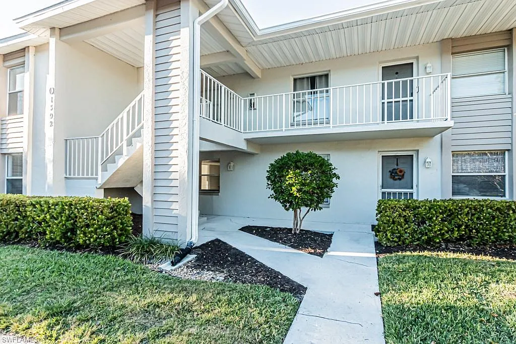 3 bed, 2.0 bath, 1350 sqft, $2,300 — Photo 1
