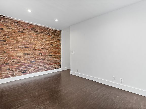 5th image of 140 Orchard St APT 11