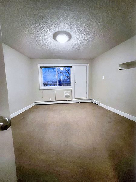 Calgary Apartment for rent - 1 Bedroom — photo 14