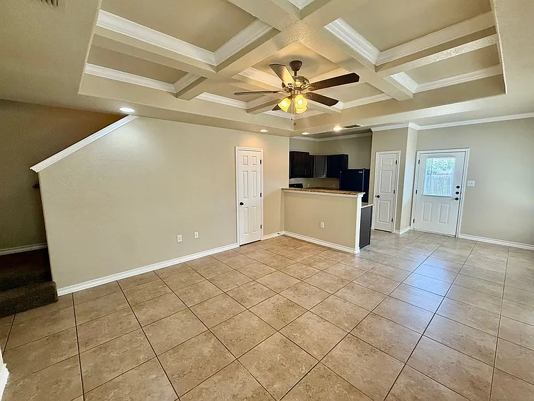 5742 Golf Hts — Photo 9