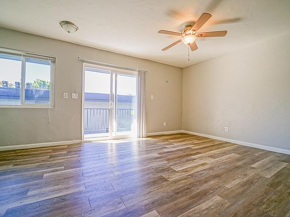 5th image of 4333 College Ave