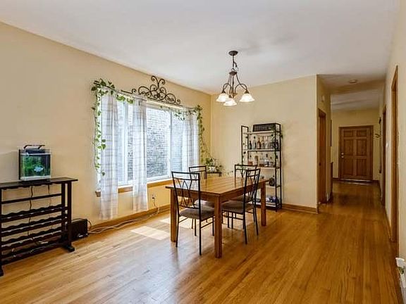 3rd image of 3112 N Damen Ave #2