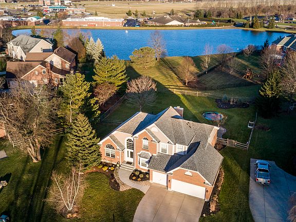 3rd image of 170 Blackford Dr