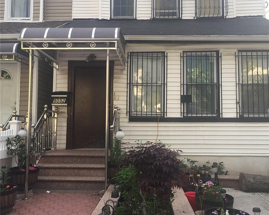 1st image of 90-52 185th St Floor 2