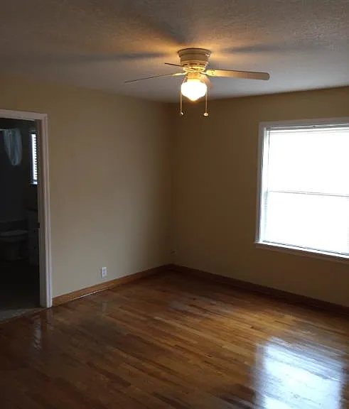 363 S McDonald St — Photo 7