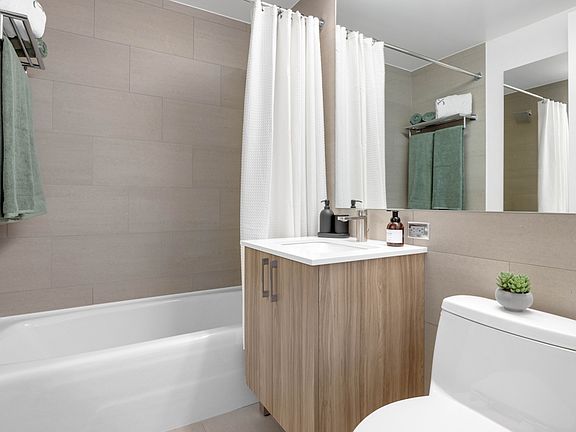 5th image of 8 Spruce St APT 33H