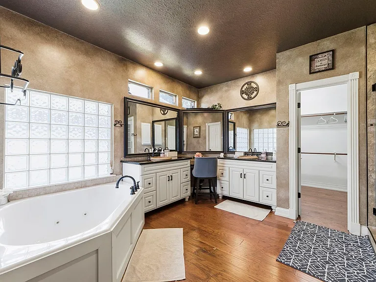 11823 Canyon Mills Dr — Photo 17