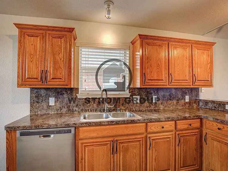 10904 Rising Mist Ct — Photo 16