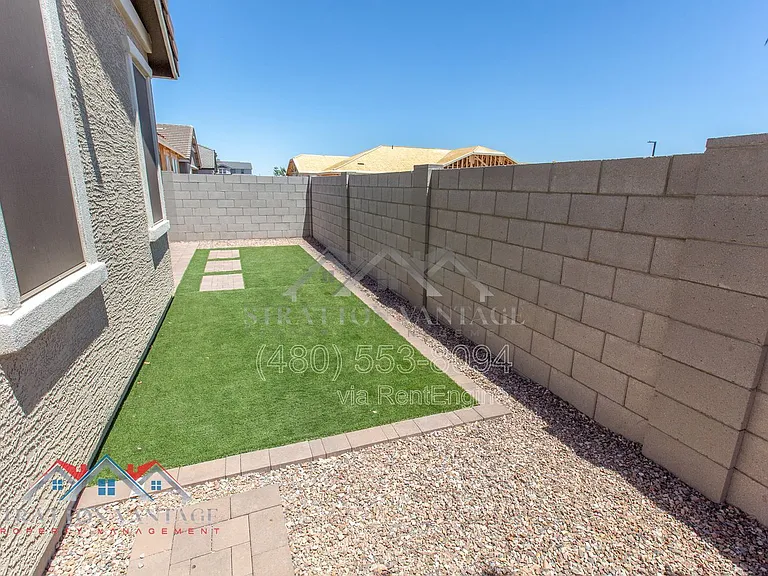 15769 W Voltaire St — Photo 38