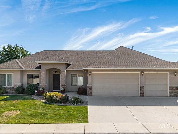 5th image of 1118 Regency Way