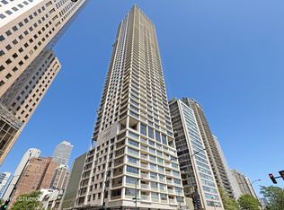 1000 N Lake Shore Plz #16A, Chicago, IL 60610