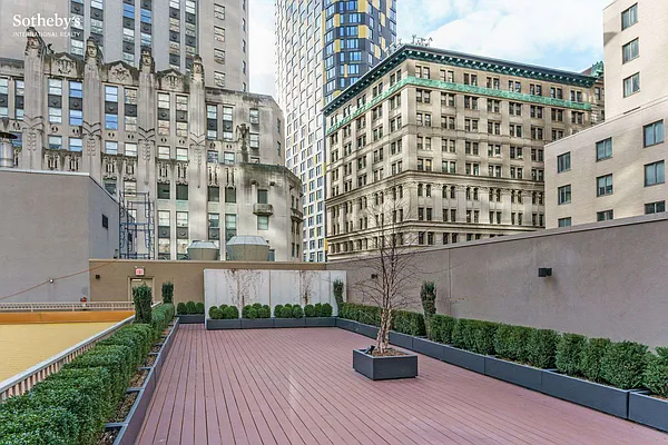 Rented by Sotheby's International Realty | media 33