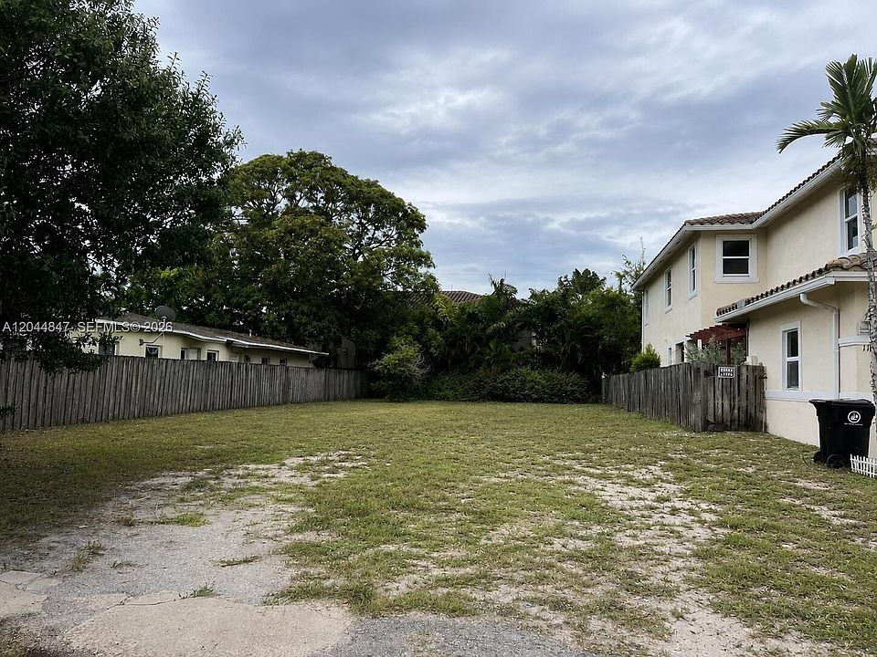 1st image of 1107 NW 1st Ave