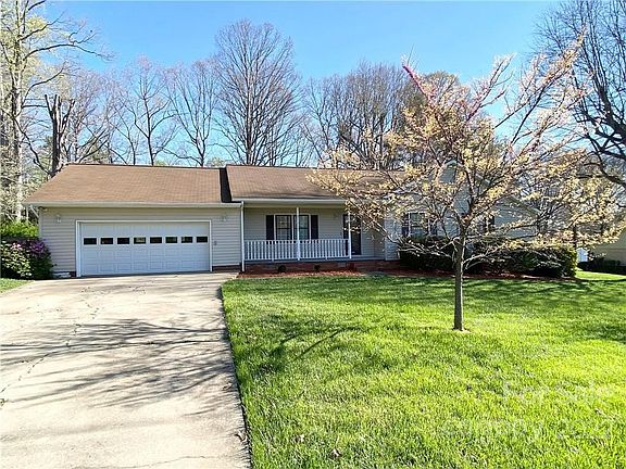 5th image of 106 Shannon Dr