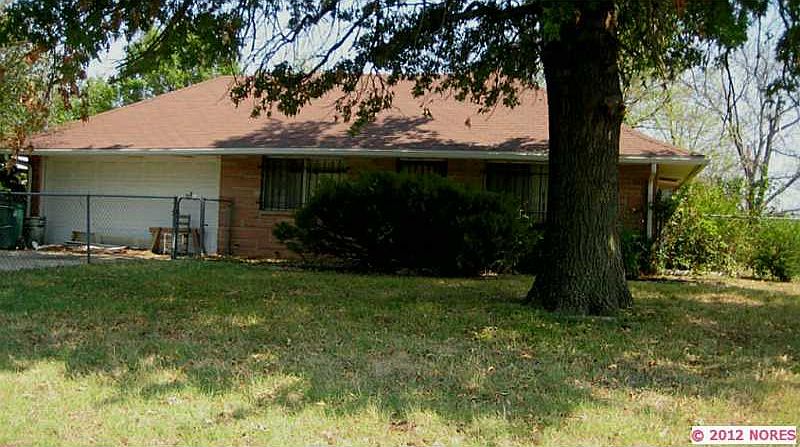 2nd image of 3709 N Garrison Ave