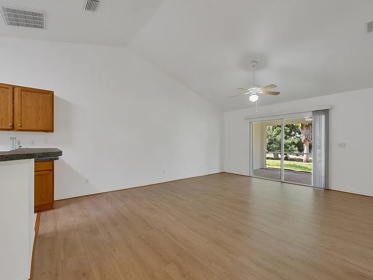 11171 Airport Dr — Photo 8