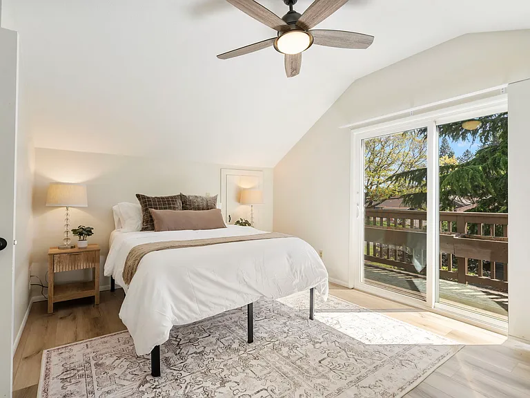4875 SW Normandy Pl — Photo 45