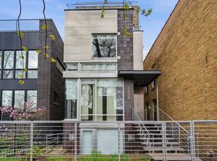 2070 N Oakley Ave, Chicago, IL 60647