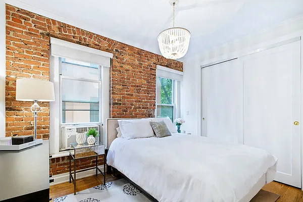 Sold by Compass | media 2