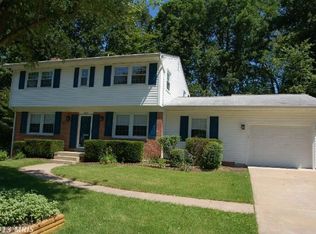 10214 Cardinal Rd, Fairfax, VA 22030