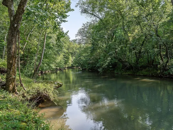 250 W Laurel Ave, McMinnville, TN 37110