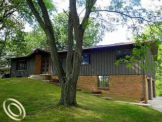 10935 Green Oaks Dr photo 1