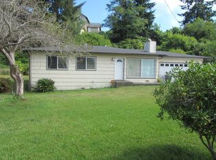 2474 Meadow Ln, Eureka, CA 95503