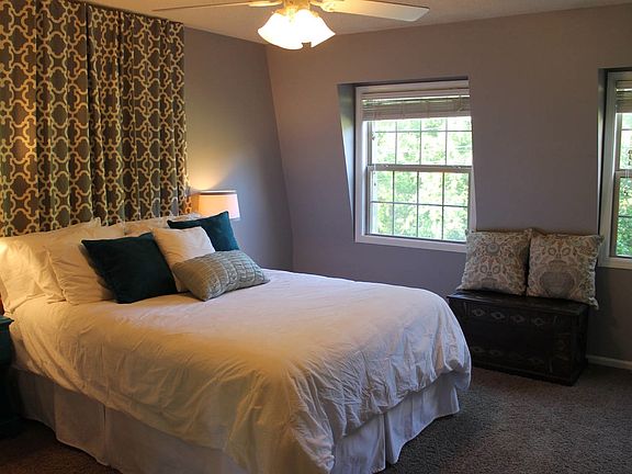 Spacious, west facing bedroom