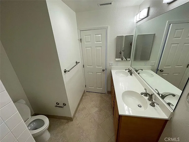 25372 Pacifica Ave — Photo 33