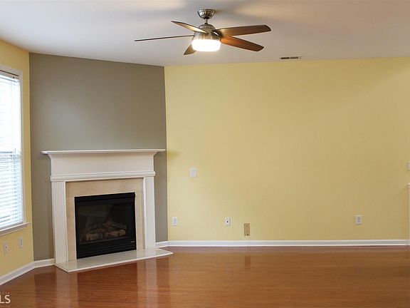 3rd image of 2302 Saint Simons Dr