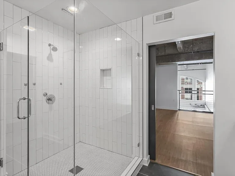 17th Street Lofts — Photo 19