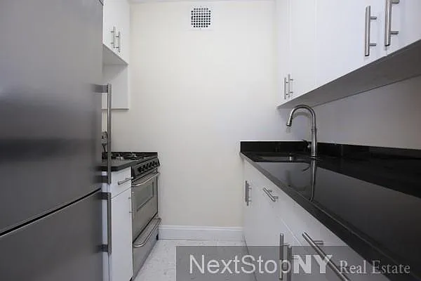 Sold by NextStopNY | media 11