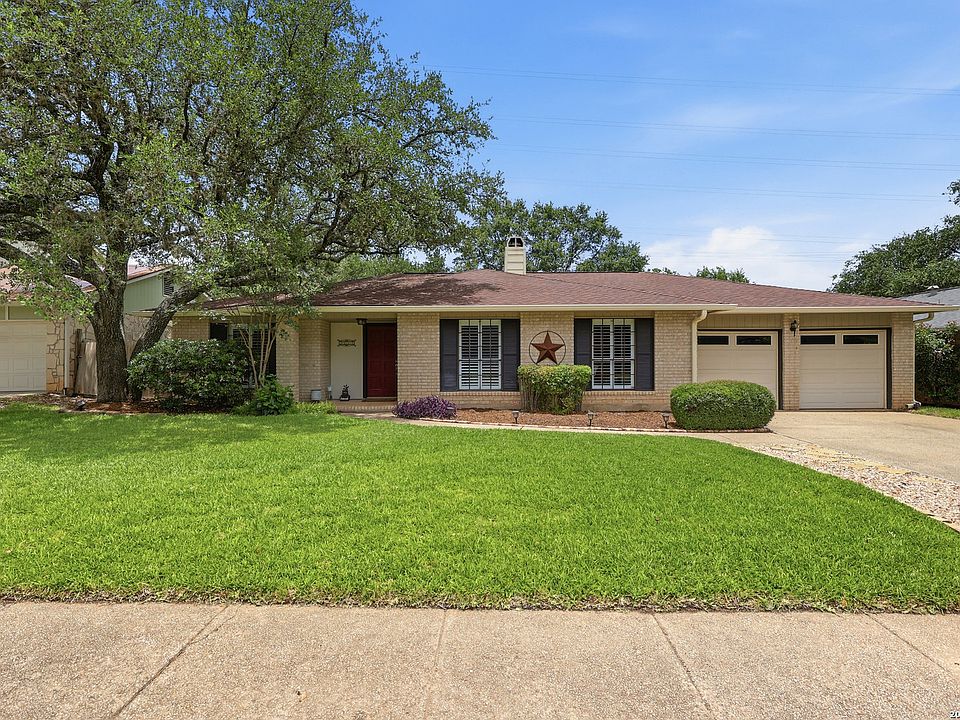 1st image of 2207 OAK BND