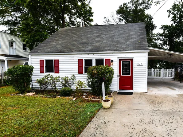 248 Manassas Dr, Manassas Park, VA 20111