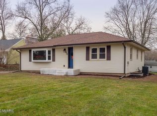 834 Westfall Ave, Kalamazoo, MI 49006