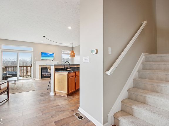 5th image of 11455 Clay Hill Ln Unit 105