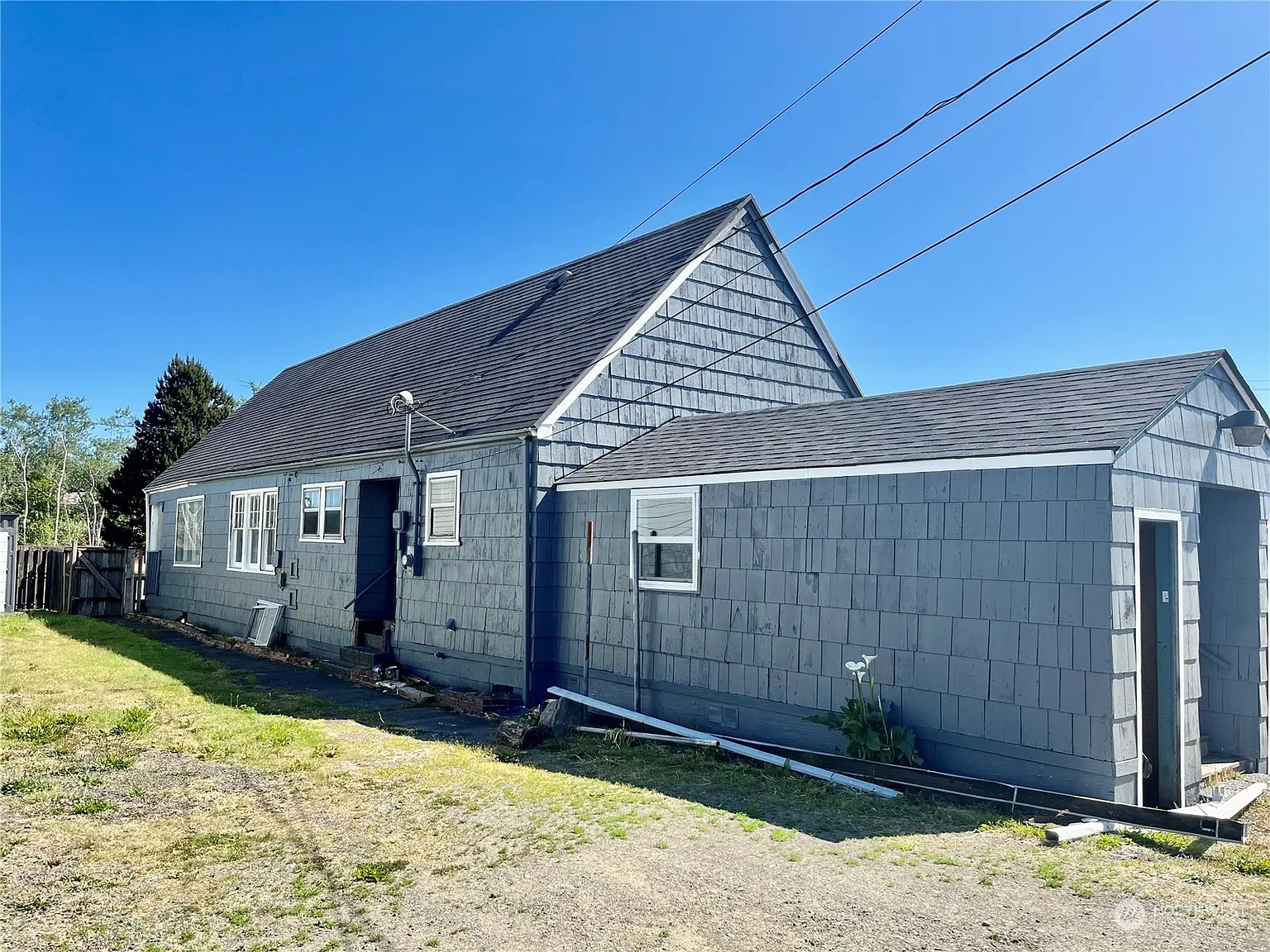 713 W Curtis Street photo 1