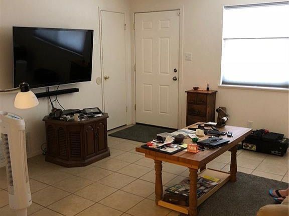 4th image of 6108 Evergreen Ave