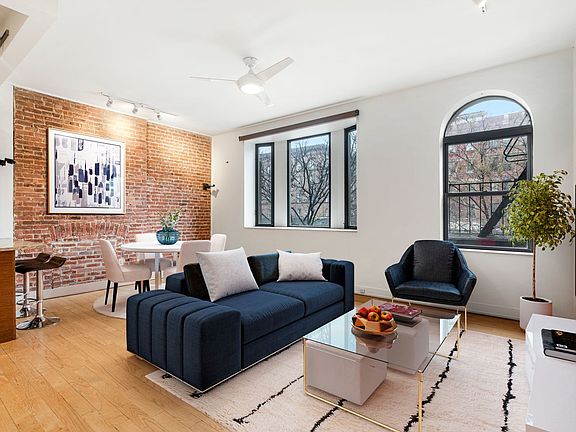 3rd image of 159 W 118th St APT 2H