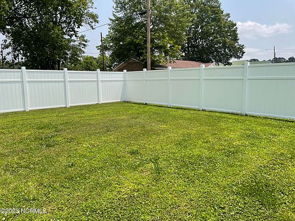 5th image of 513 E Holt Street