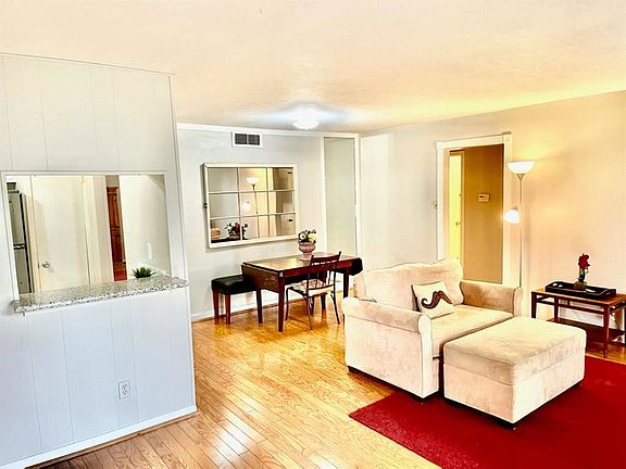 2nd image of 9001 Gaylord Dr APT 3