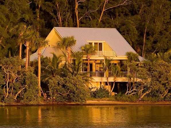 7143 La Lenaire Dr, Longboat Key, FL 34228