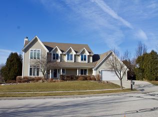 1839 Blackfoot Ct, Grafton, WI 53024