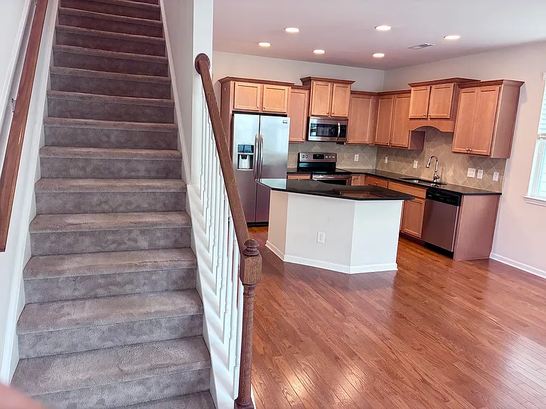 507 Evening Star Dr — Photo 8