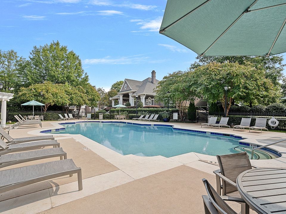 1st image of 620 Halton Rd APT 5006